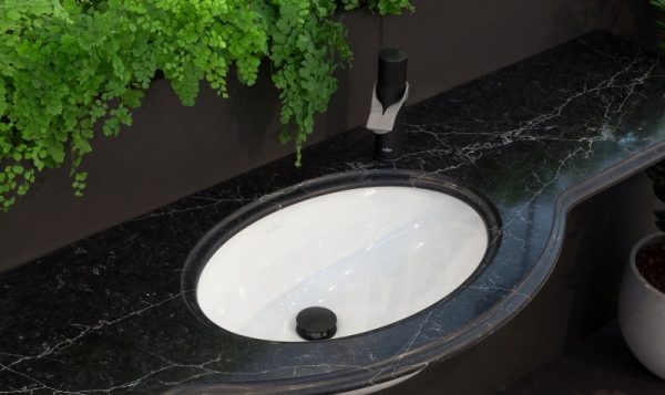 Quartz QUARTZFORMS Planet Pluto